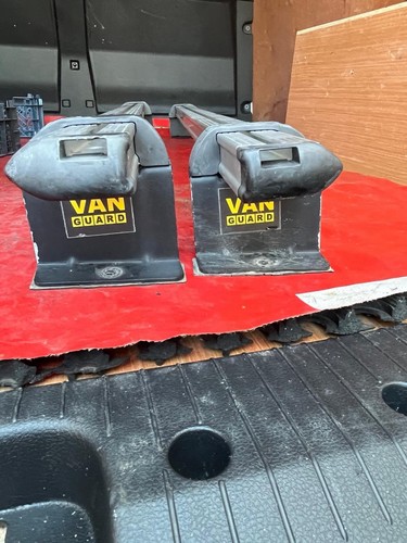 Roof racks - roof,